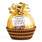 Grand Ferrero Rocher 4.4oz